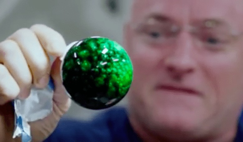 Look at this Awesome Hi-Def Footage From Outer Space