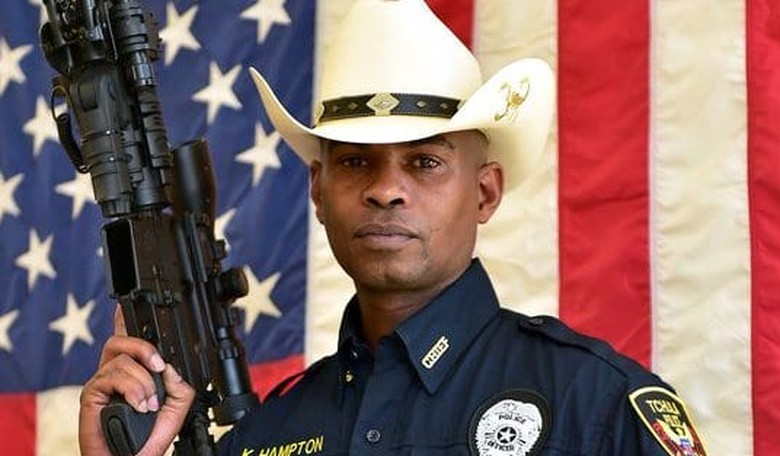 MS Police Chief: Machete-Wielding Clown Could Get Shot