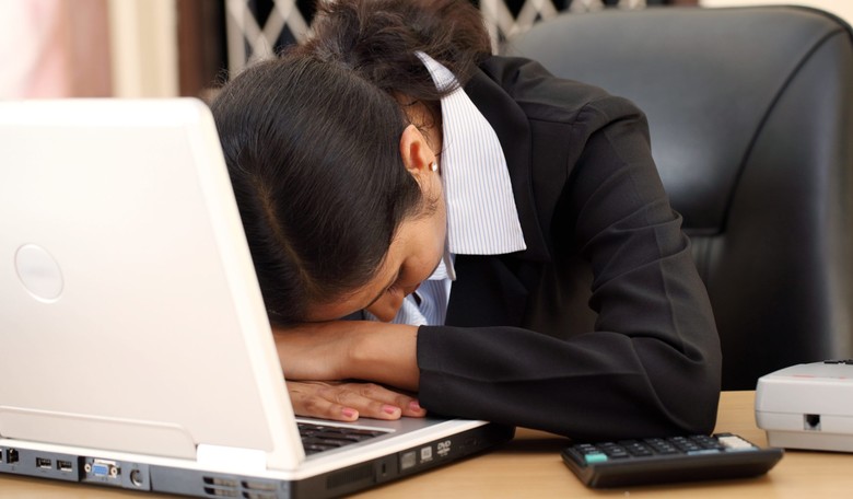 Could You Be Putting Your Health at Risk With a 4-Day Work Week?