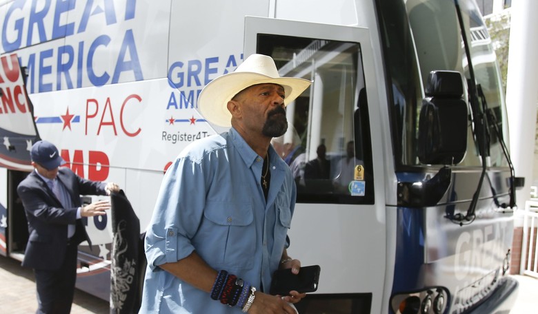 Sheriff Clarke: Gun Control Was Meant to Keep Arms Away from Black People