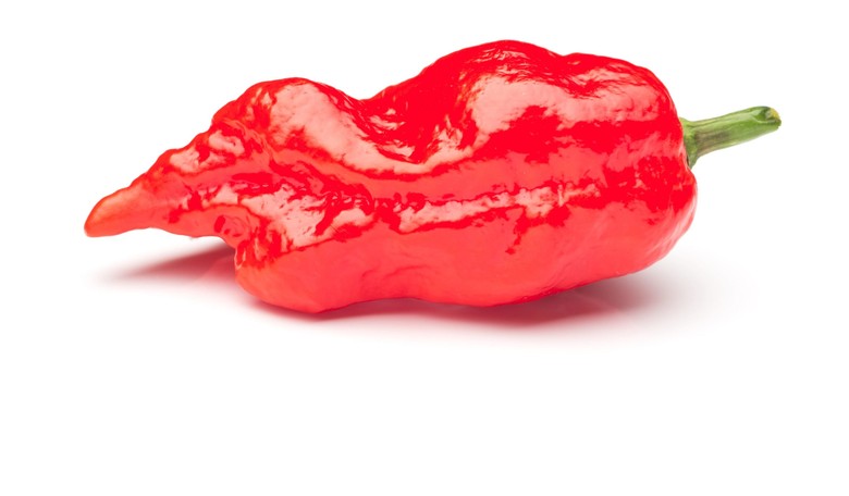 Man Blows a Hole in His Throat After Eating a Burger with Ghost Pepper Puree