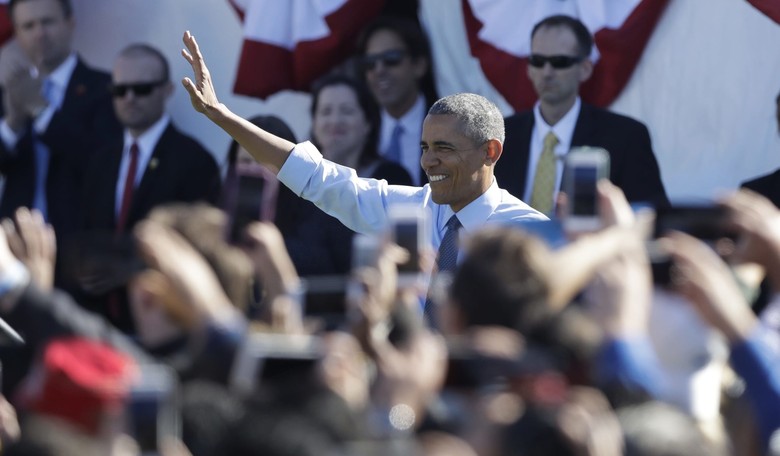 Obama: Only Working People Trump Knows are His Maids and Mowers