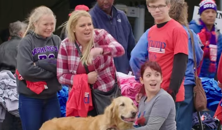 Watch What Happened When a Hillary Supporter Brought a Lost Dog to a Trump Rally