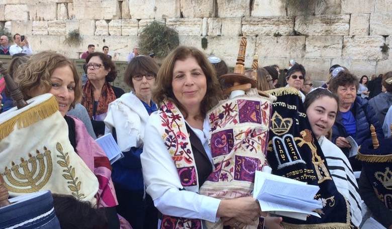 Liberal Jews Gather to Liberate the Western Wall for Women