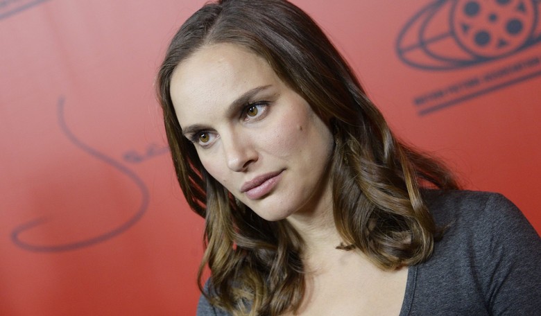 Natalie Portman on Michelle Obama: ‘I’d Vote for Her in a Second’