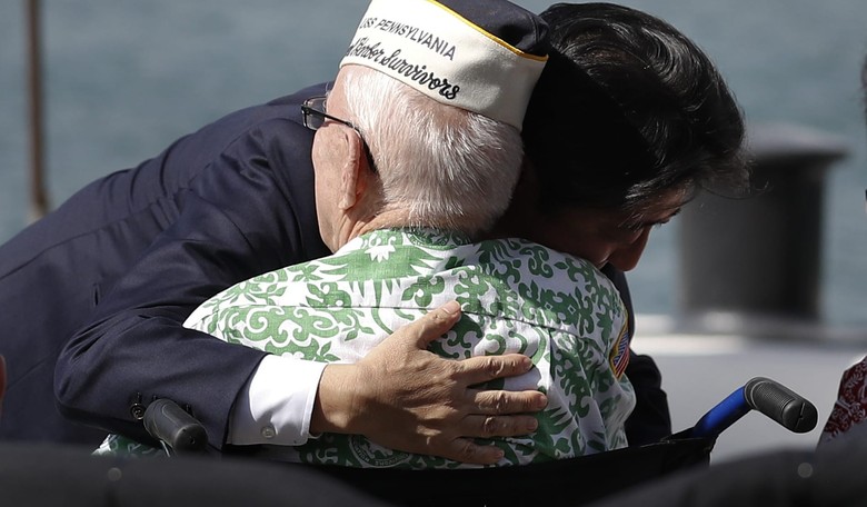 Japanese PM at Pearl Harbor Offers 'Everlasting Condolences to the Souls' of the Fallen
