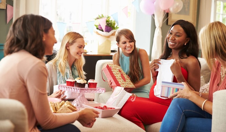 Ideas for Small Baby Showers That Are Sure to Wow a Mom-to-Be