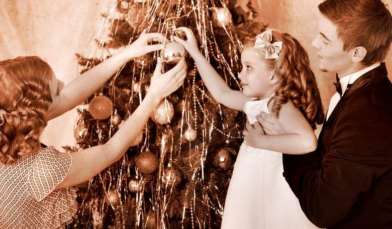 13 Old-School Christmas Traditions We Passed On to Our Kids