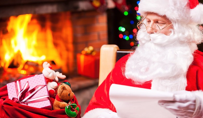 Pastor Tells Kids at Texas Mall: 'Santa Claus Does Not Exist'