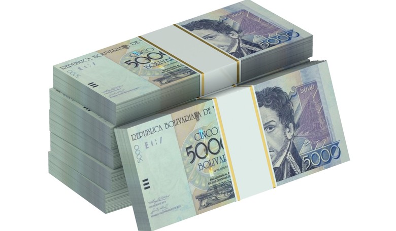 Venezuelans Don't Bother to Count Cash, They Weigh It Instead