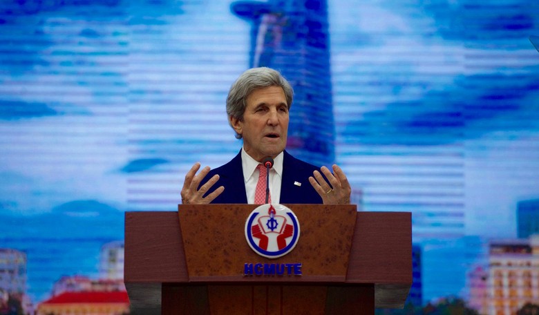 Kerry Says Repressive Vietnam 'Embracing' Freedom