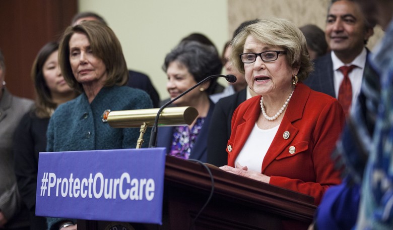 Democrats Vow to Fight for Planned Parenthood’s Federal Funding