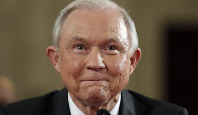 Sessions to Recuse Himself From Hillary Investigations, Though Loretta Lynch Did Not