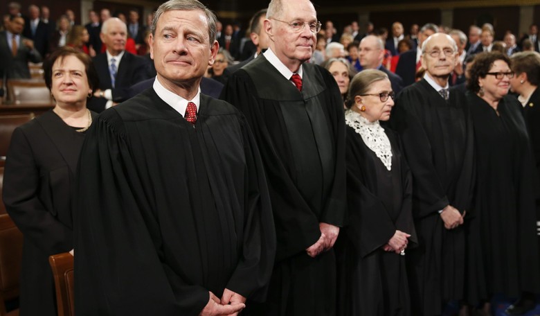 Supreme Court Pick Expected Next Week as Dems Call for 'Mainstream' Nominee