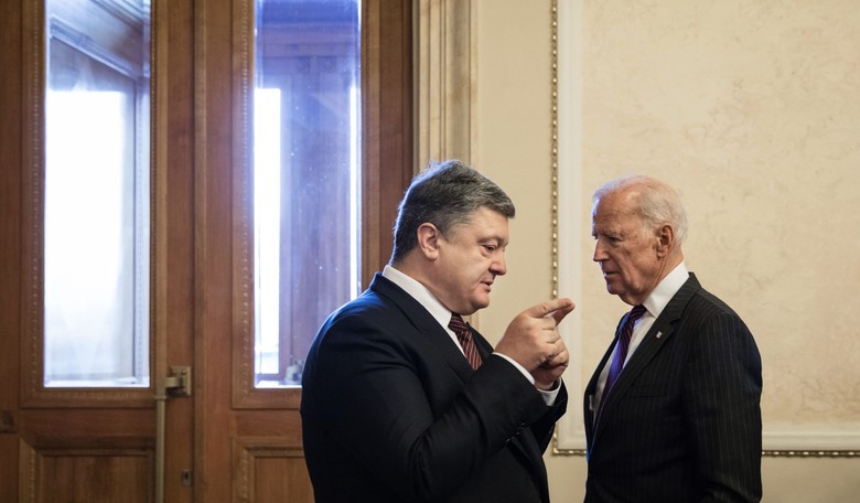 What We Can Learn About Impeachment From Slime Molds