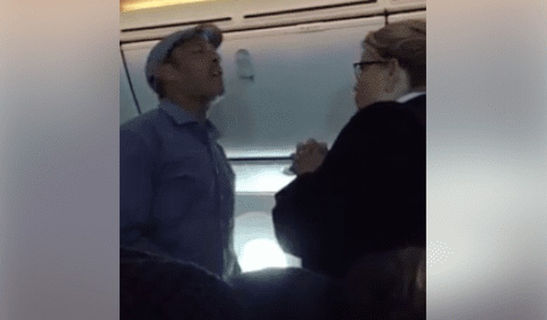 A United Airlines Flight Made an Emergency Landing in New Zealand Because This Guy Went on a Hate-Filled Tirade