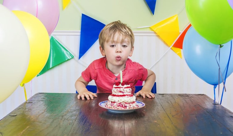 How to Throw Your 2-Year-Old a Birthday Party Without Breaking the Bank