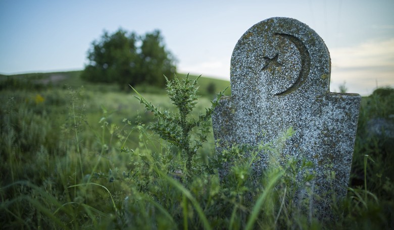 Minnesota Muslims Denied Land for Cemetery