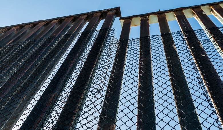 Trump Poised to Build Wall and Undo Obama's Executive Actions on Immigration