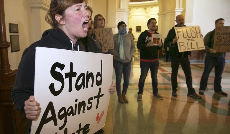 Texas and NFL Heading for Showdown Over 'Bathroom Bill'