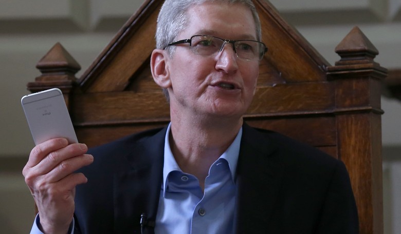 Apple Will Launch a News Subscription Service to Combat 'Fake News'