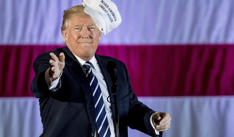 Man Wearing MAGA Hat Denied Service at New York Bar, Sues