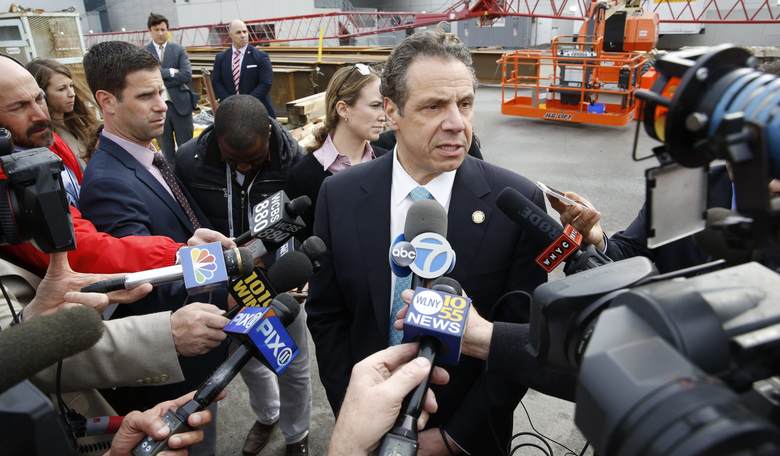 Cuomo Forms Plastic Bag Task Force to 'Tackle' Carry-Out Question
