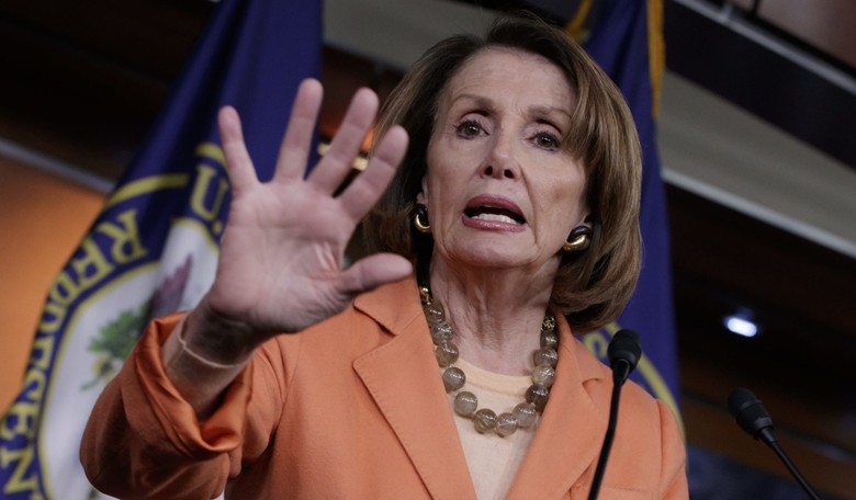 Pelosi: 'Couldn't Be Starker Difference' Between Sessions' Russia Meetings, Lynch's Clinton Meeting