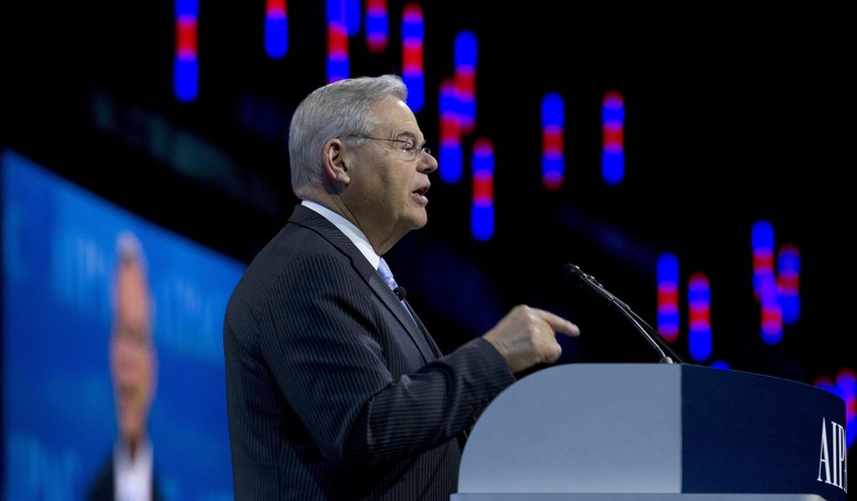 Menendez: 'Not a Time to be Naïve' About Iran, Russia, Assad Alliance
