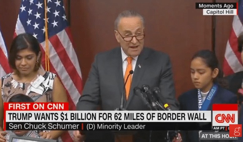 Dem Senator Cautions That Any Macron Fail Could Spark 'Another Round of Populism'
