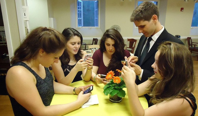 7 Pioneering Parenting Trends Spearheaded by Millennials