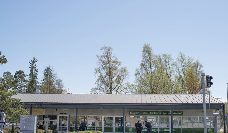 Finnish ISIS Convert Takes Aim at 'Foolish' Muslims Who Have Adapted to West