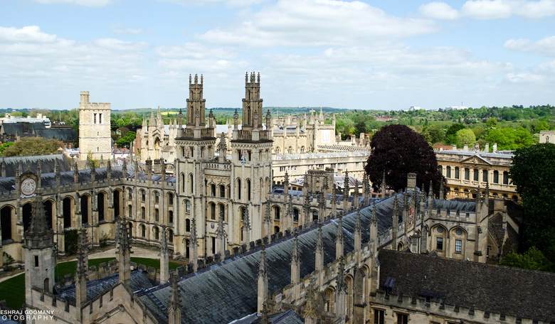 Oxford University: Not Making Eye Contact Means You're Racist