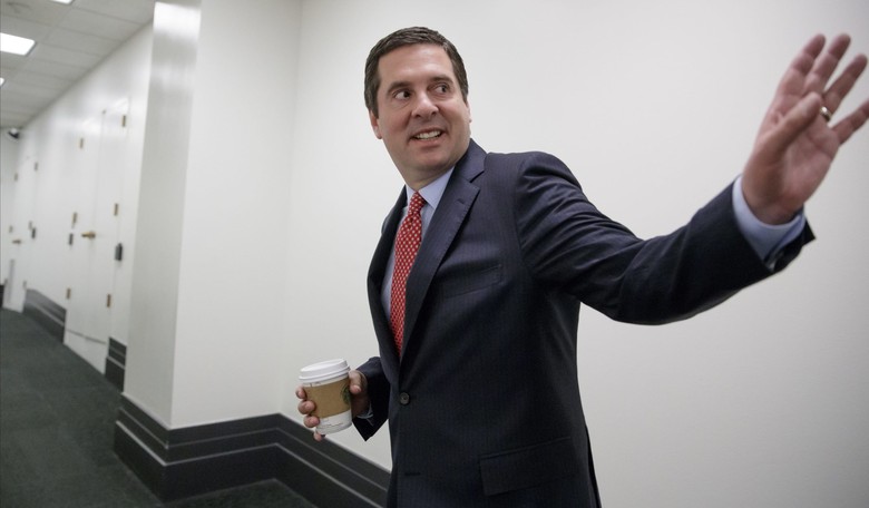 Nunes Steps Aside from Russia Probe Amid 'Distraction' Ethics Complaints