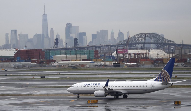 Father, Daughter Taken Off Plane on Suspicion of Child Trafficking