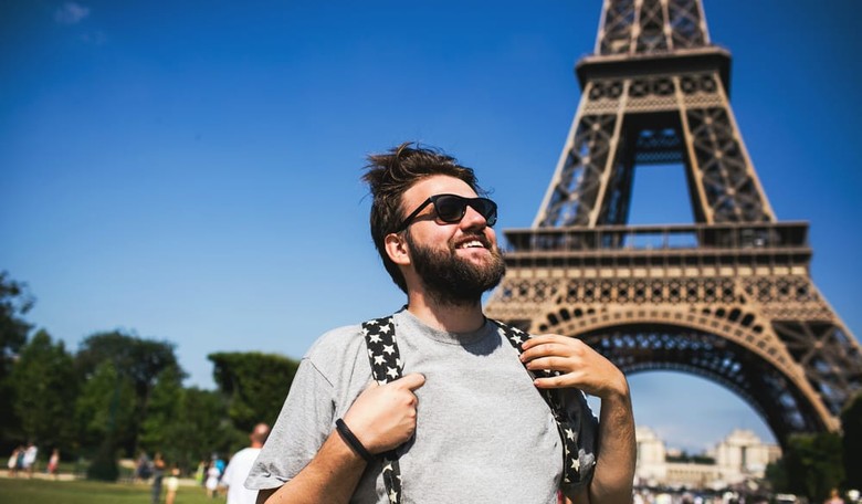 Latest Millennial Shame: 'Beg-Packing'