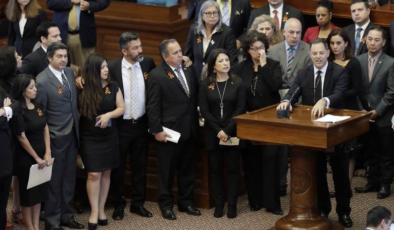‘Show Me Your Papers’ Law, Debated in Florida, Gets Approved in Texas