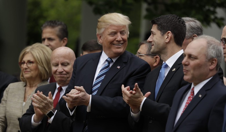 Bill to Repeal, Replace 'Devastating Elements of Obamacare' Scores Slim Win in House