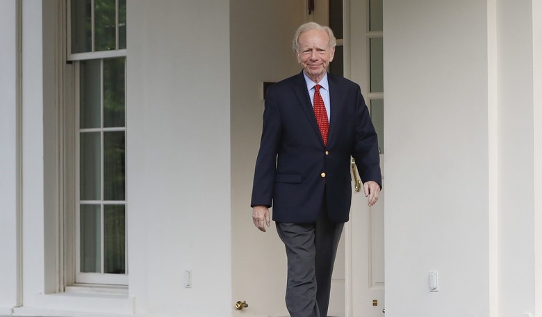 Lieberman Takes Self Out of FBI Director Consideration