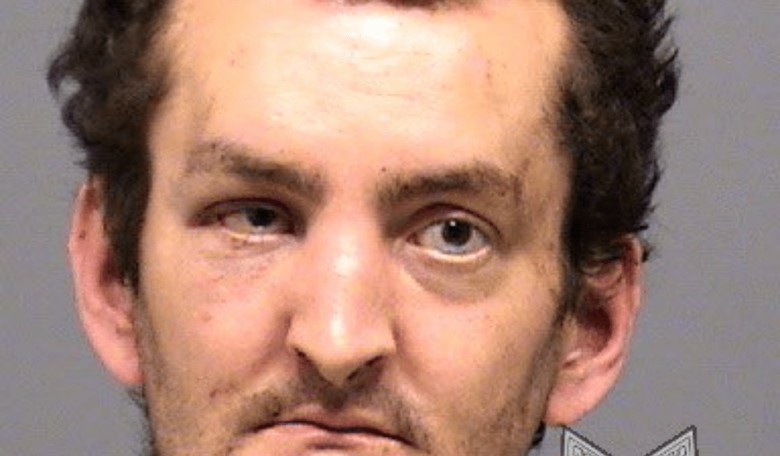 Unreal: Man Holding Mother's Severed Head Stabs Grocery Store Clerk in Oregon