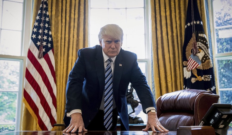 Trump Set to Combat 'Regulatory Dark Matter' Like Obama Transgender Bathroom 'Guidance'