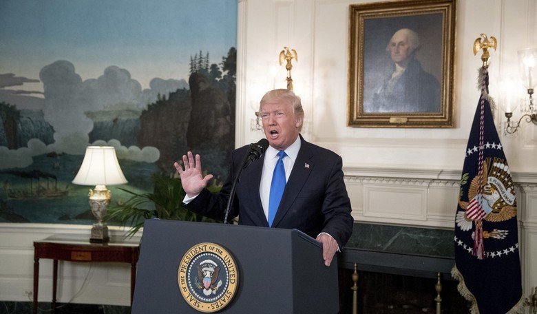 Report: Mueller Investigating Trump for Obstruction of Justice