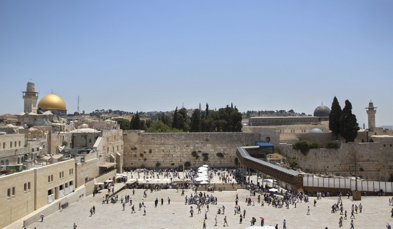 Jerusalem the Sticking Point in Peace Talks, Panel Agrees