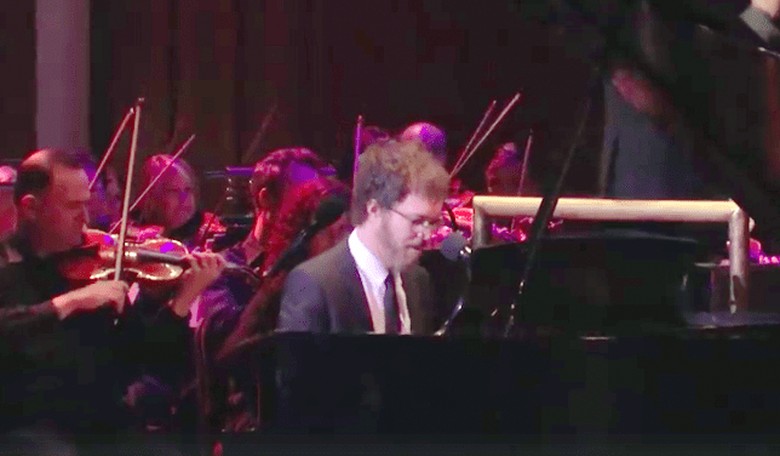 Musician Ben Folds Improvises a Symphony Song in 10 Minutes!