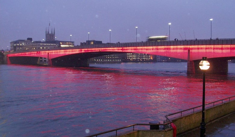 BREAKING: Terror Attack on London Bridge, 6 Confirmed Dead