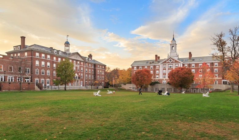 Harvard Rescinds Acceptance Letters Over 'Offensive' Facebook Posts