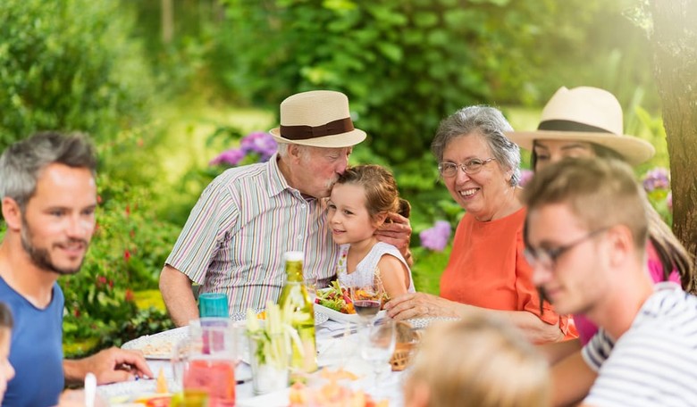 How to Help Your Preschooler Get Through a Family Reunion