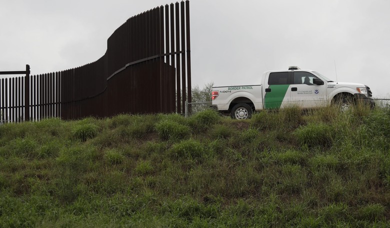 Build the Wall to Save Central America