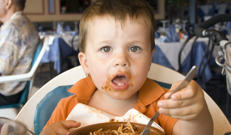 7 Tips for Surviving a Restaurant Meal with Your Toddler