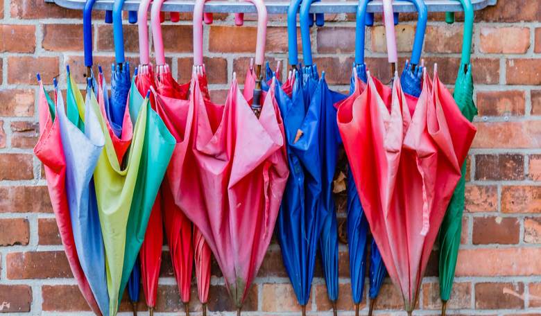 For Some Strange Reason, an Umbrella-Sharing Service Isn't Working Out